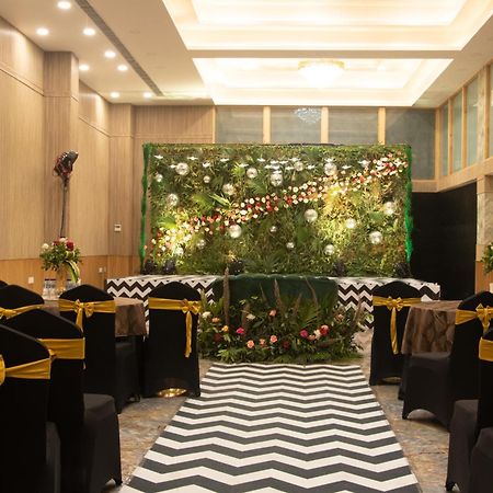 The Prominence Mussoorie Road Dehradun Hotel Exterior photo