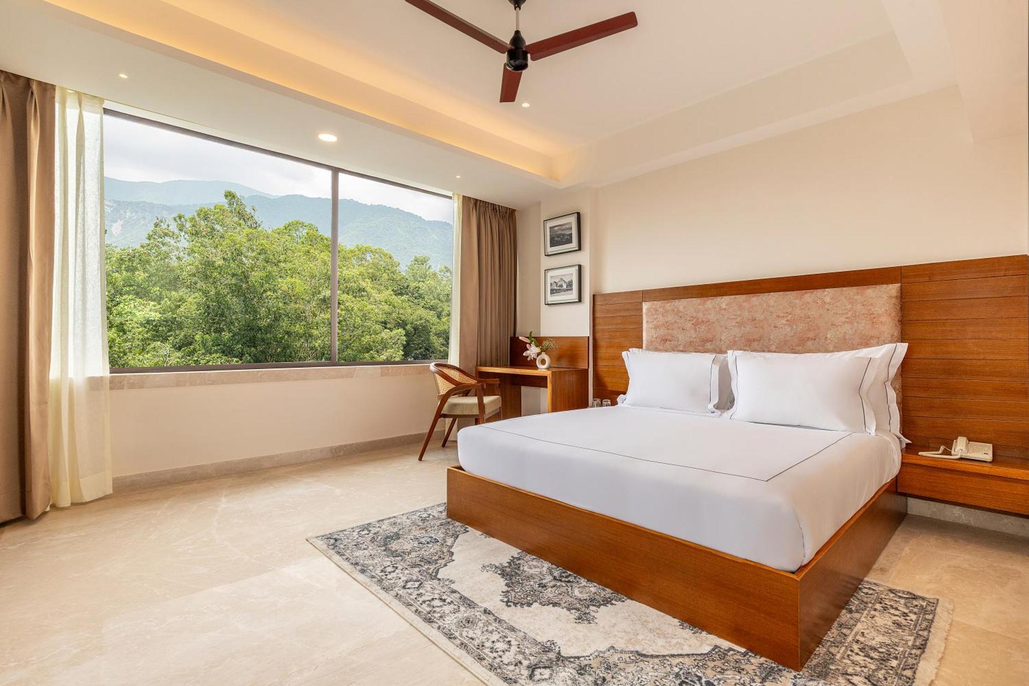 The Prominence Mussoorie Road Dehradun Hotel Exterior photo
